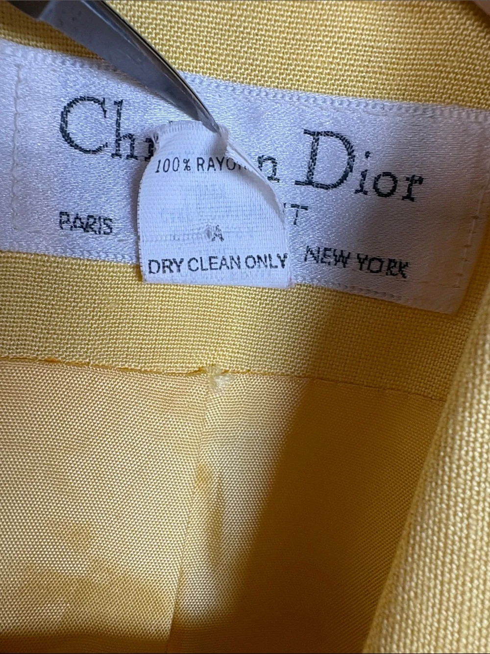 CHRISTIAN DIOR The Suit VTG Double Button Quiet Luxury Soft Yellow Blazer size 4